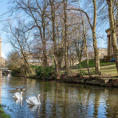 Riverside Balcony Apartment With Parking Just Minutes To Saltaire Shipley (West Yorkshire) Dış mekan fotoğraf