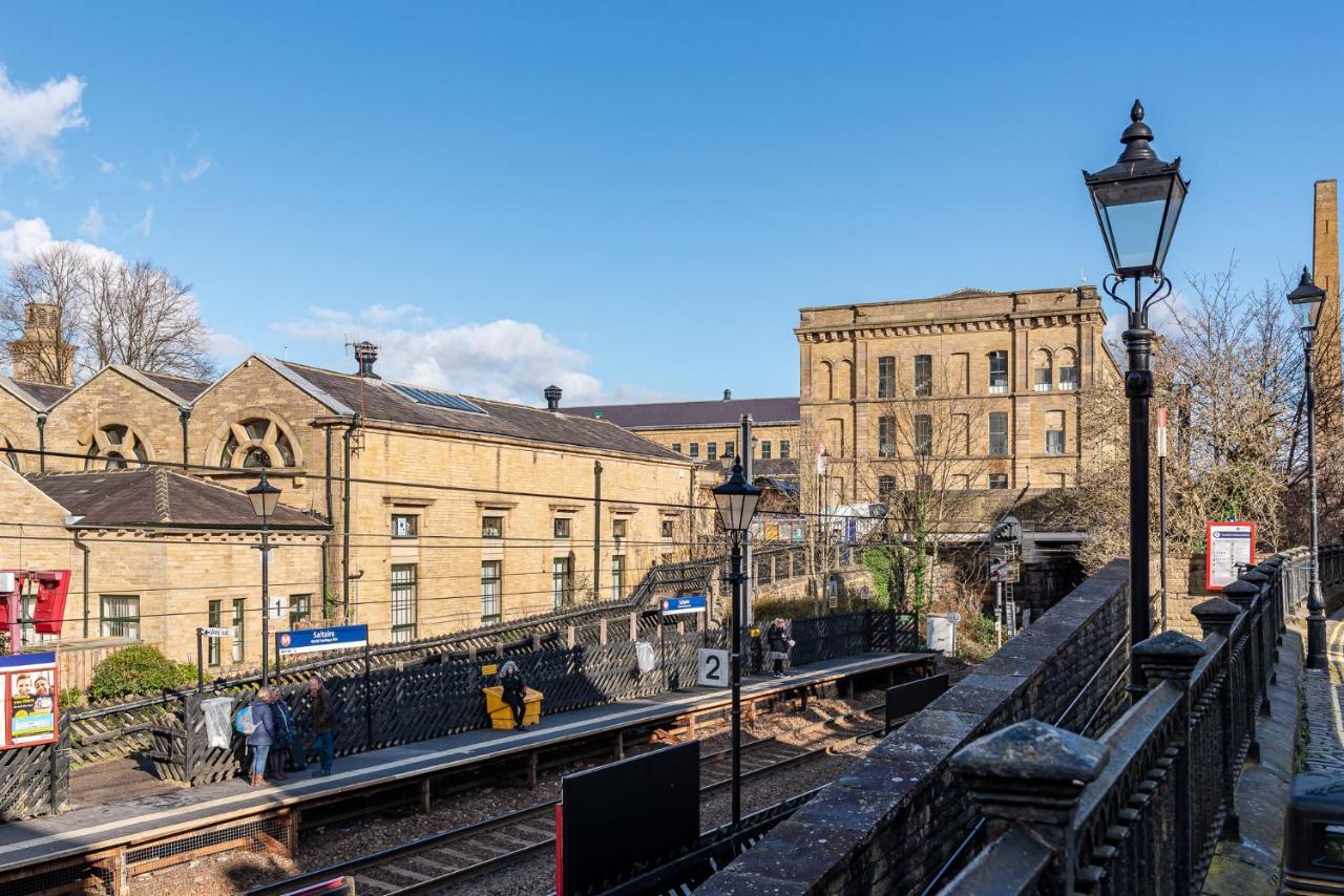 Riverside Balcony Apartment With Parking Just Minutes To Saltaire Shipley (West Yorkshire) Dış mekan fotoğraf