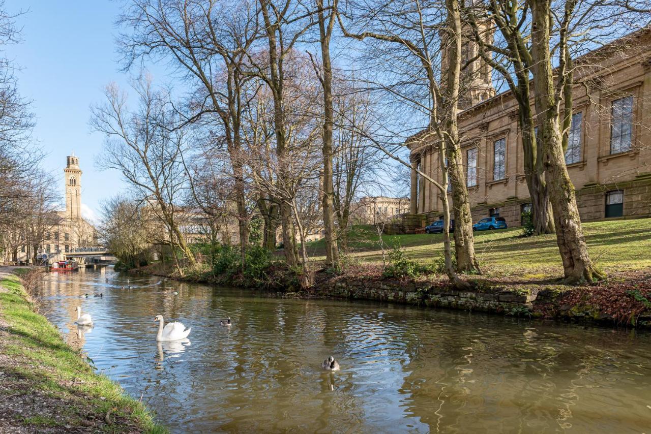 Riverside Balcony Apartment With Parking Just Minutes To Saltaire Shipley (West Yorkshire) Dış mekan fotoğraf