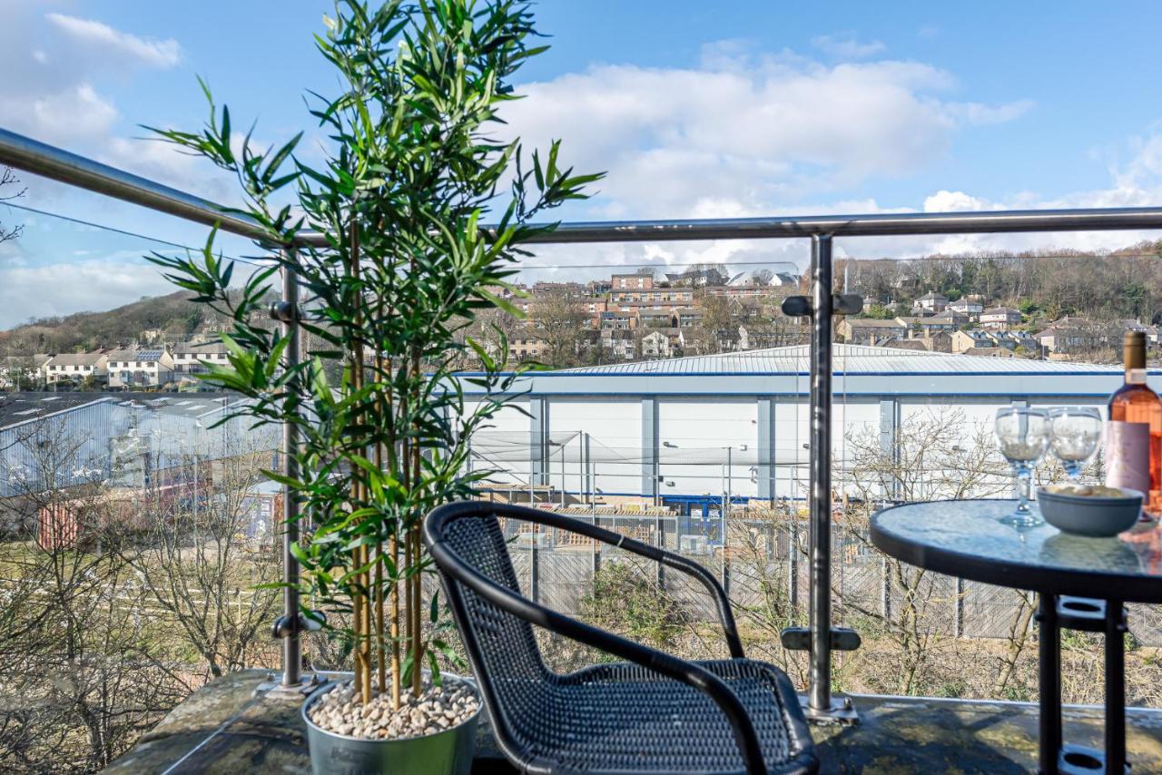 Riverside Balcony Apartment With Parking Just Minutes To Saltaire Shipley (West Yorkshire) Dış mekan fotoğraf